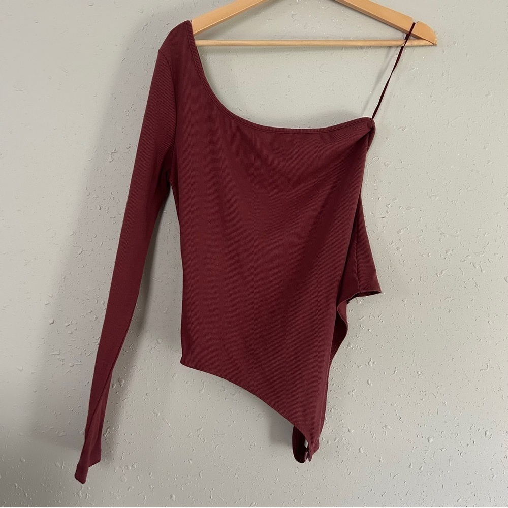 🦋 Le Lis Deep Red One Shoulder Bodysuit Casual Going Out Assymetrical Large